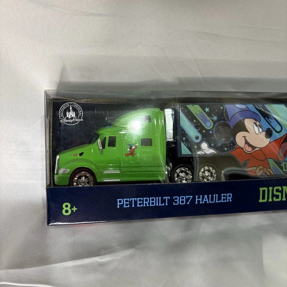 Disney Parks 2017 Peterbilt 387 Hauler Mickey Mouse Sorcerer Truck NIB